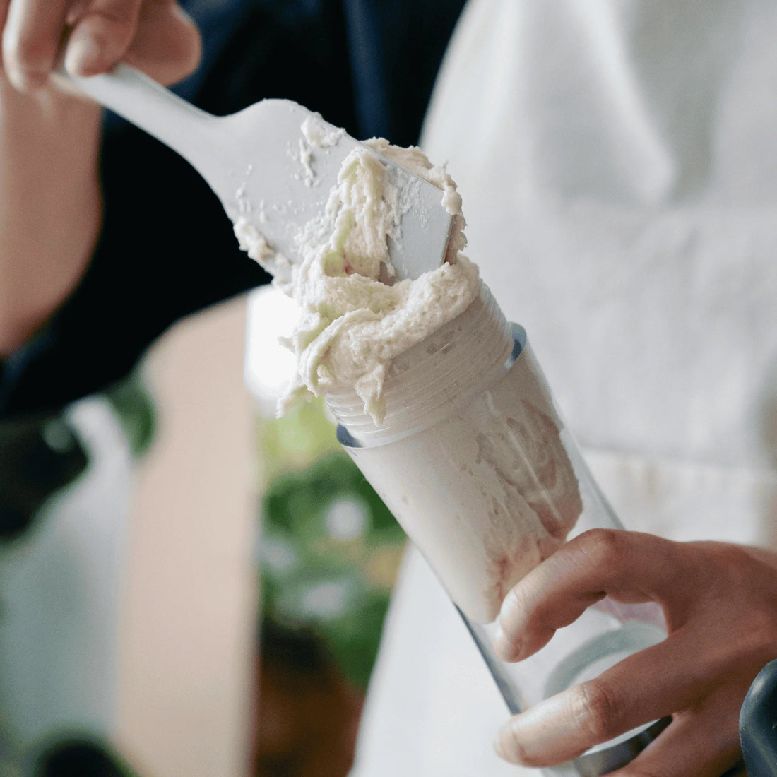 How to Make Vegan Hemp Whipped Cream (3-Ingredient Recipe)